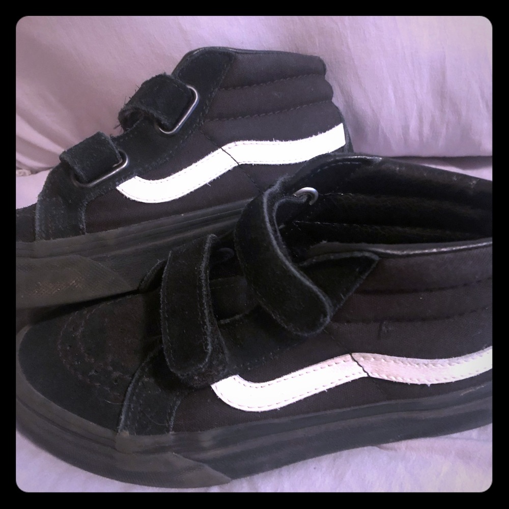 Youth mid high Velcro Vans size 2.0